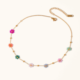 Collar Azalea Floral en Oro