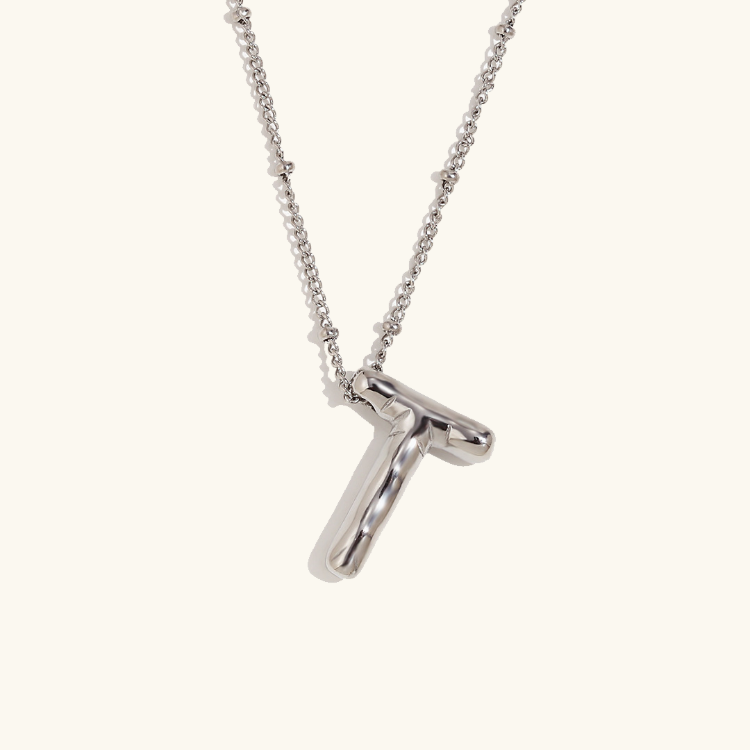 Collar con Inicial en Oro estilo Globo