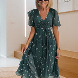 Alicja | Vestido casual con estampado sencillo y escote en V
